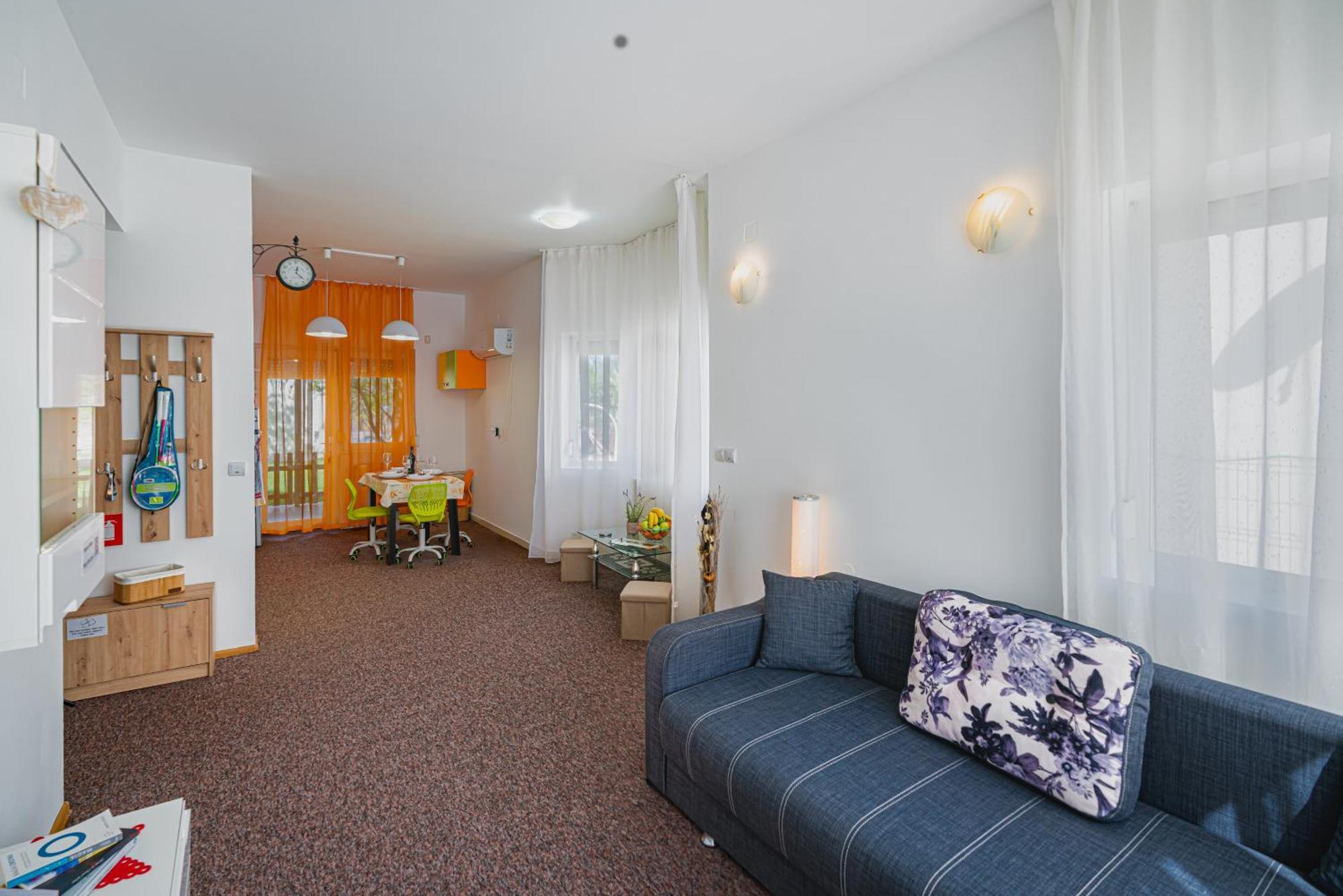 Pitstop Apartments Dumbravita  Exterior photo